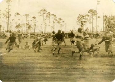 University of Miami vs. University of Havana football game, 25 November 1926. Courtesy of the University Archives, University of Miami Libraries, Coral Gables, Florida.